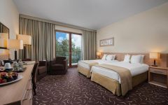Holiday Inn Resort Warsaw Józefów by IHG
