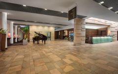 Holiday Inn Resort Warsaw Józefów by IHG